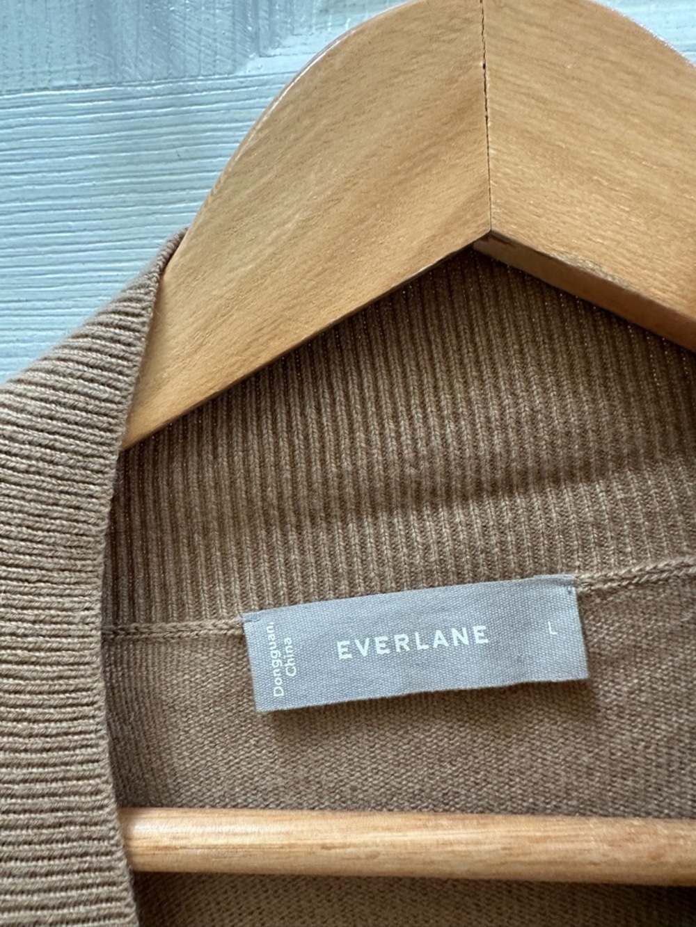 Everlane cashmere Camel tan brown Mock Neck Sweater turtleneck L large - Picture 3 of 5